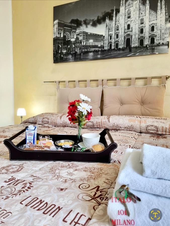 B&B Italo House Opera Ngoại thất bức ảnh