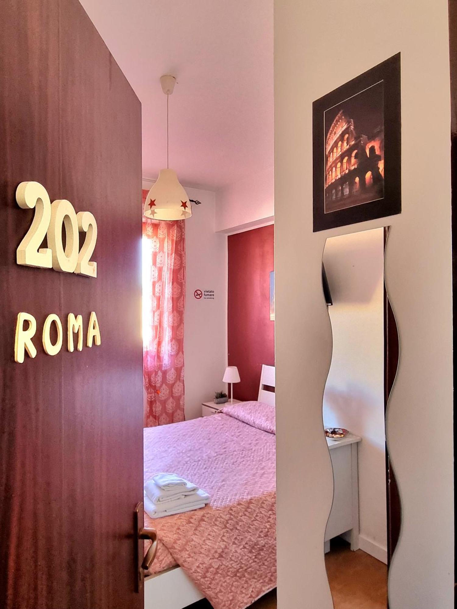 B&B Italo House Opera Ngoại thất bức ảnh