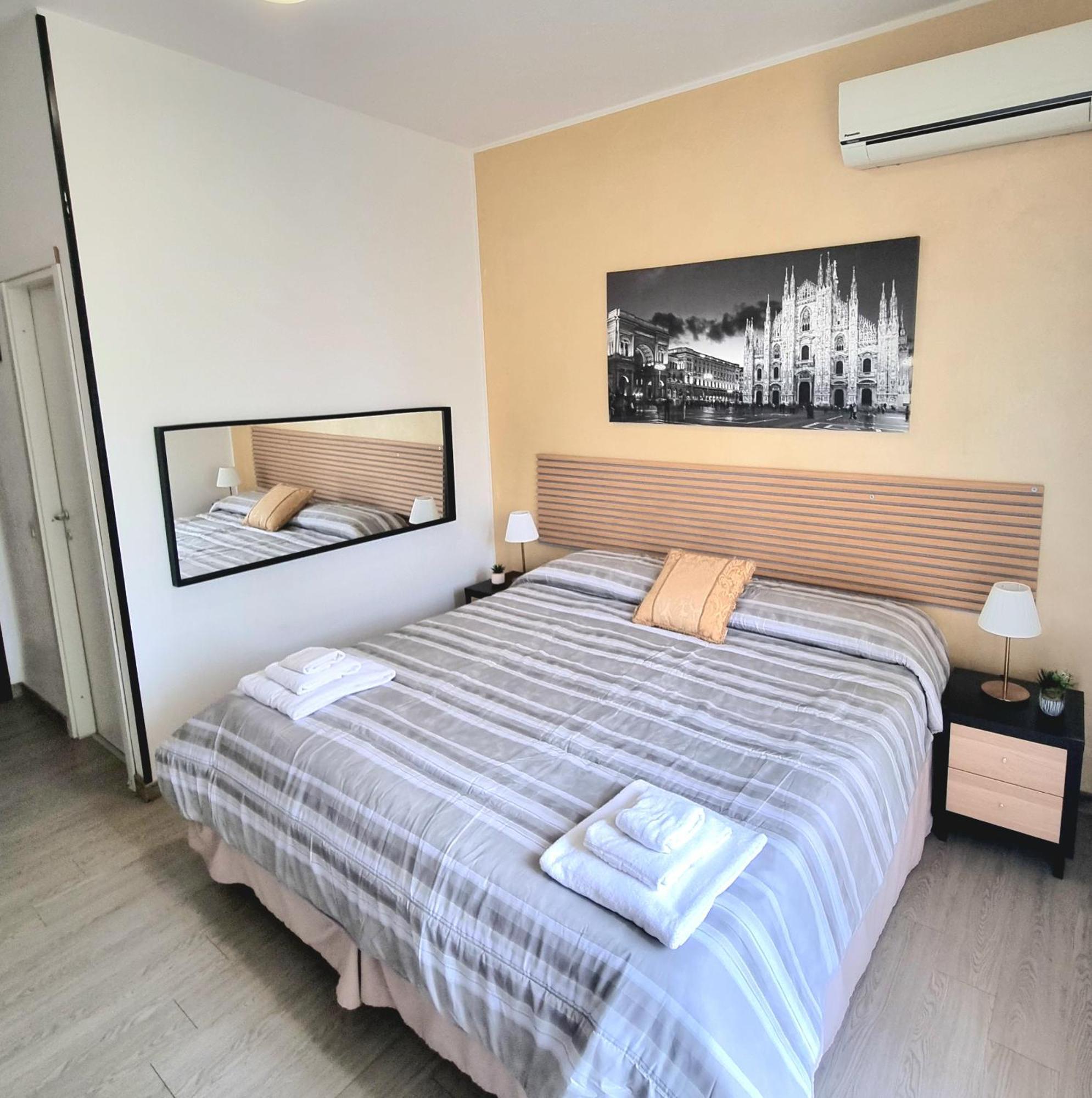 B&B Italo House Opera Ngoại thất bức ảnh
